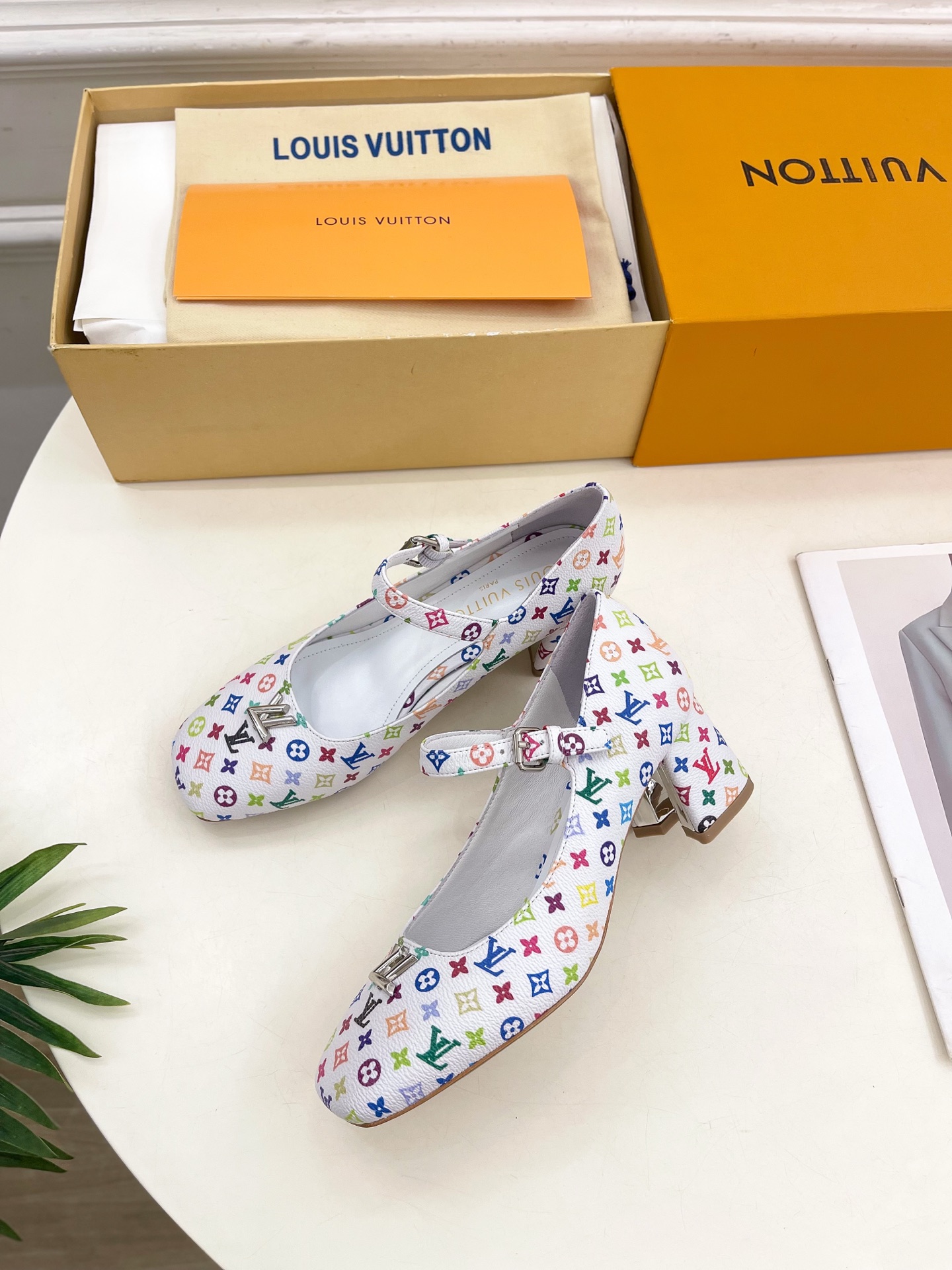 Women's high heels